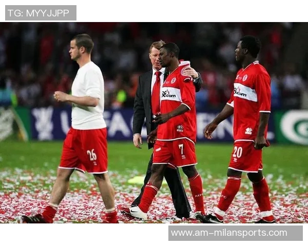 狼队寻求米德尔斯堡主帅加盟米堡坚决拒绝转会请求