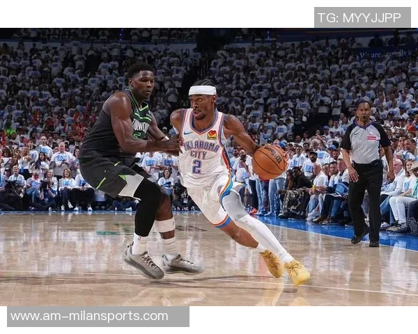 爱德华兹状态低迷半场仅得6分失误频繁表现不佳需调整状态