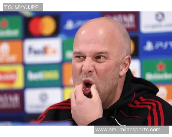 杰拉德谈斯洛特压力来源称利物浦一贯支持主帅传统